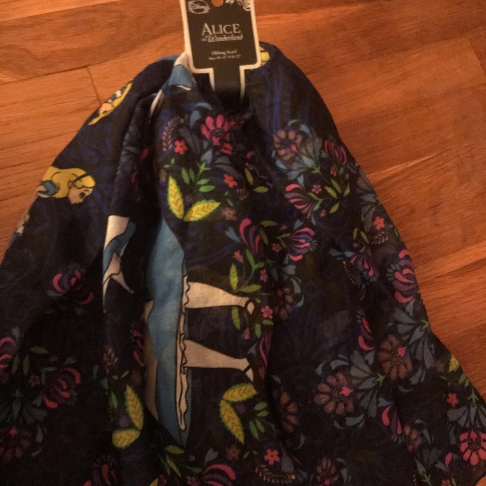 Alice in Wonderland scarf